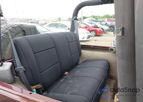 2001 Jeep Wrangler Sport from USA, damaged, VIN 1J4FA49S71P319692